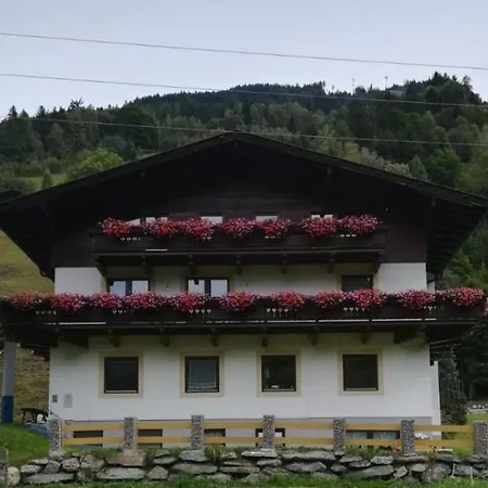 Seidl 2 Apartment